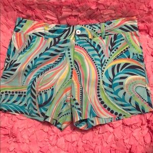 EUC Lilly Pulitzer Callahan shorts size 6